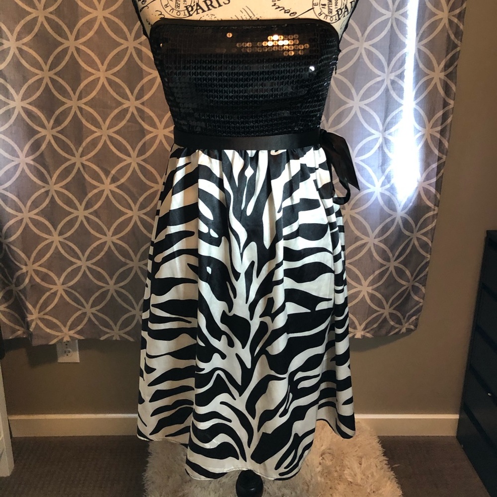Guess sequin animal print mini dress